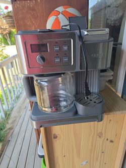 Coffee pot