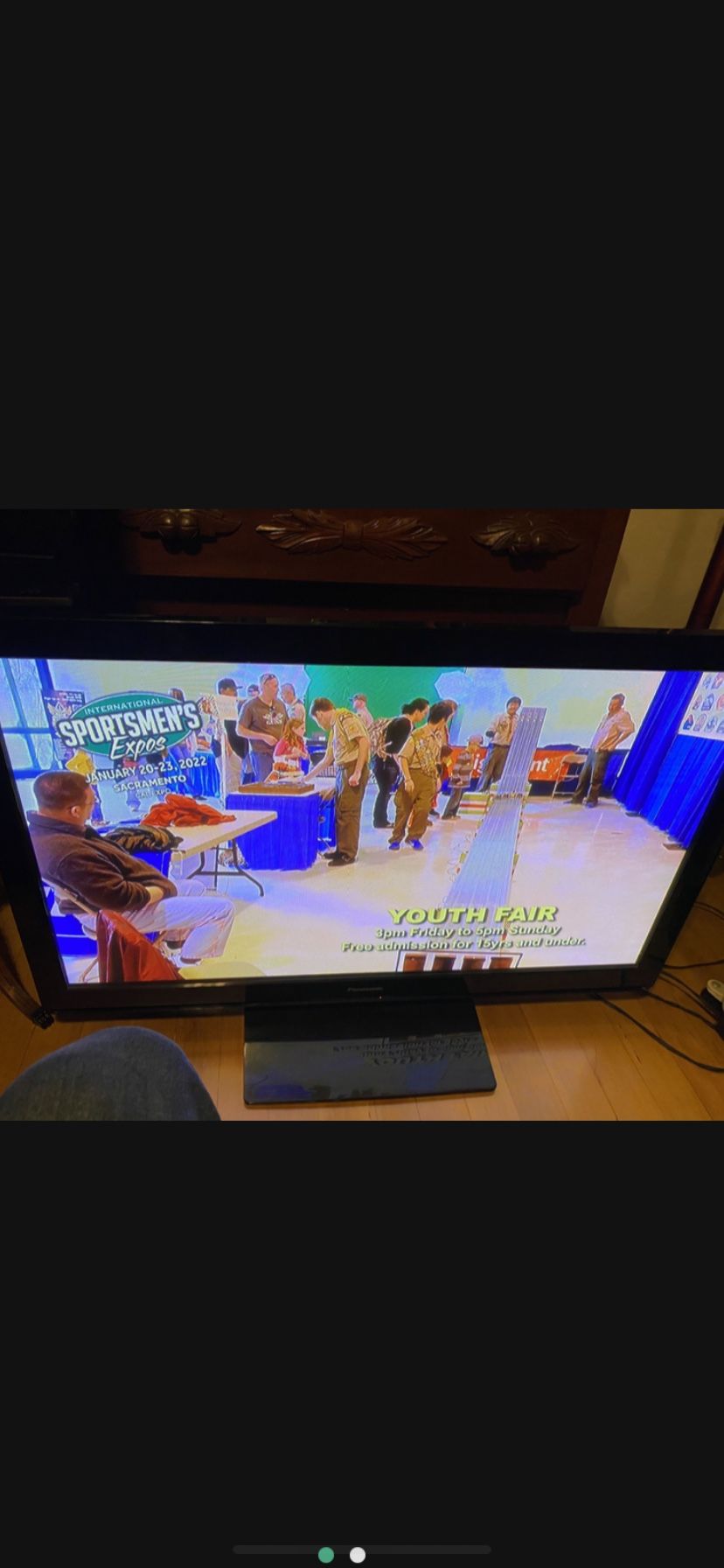 42” Panasonic TV w Remote