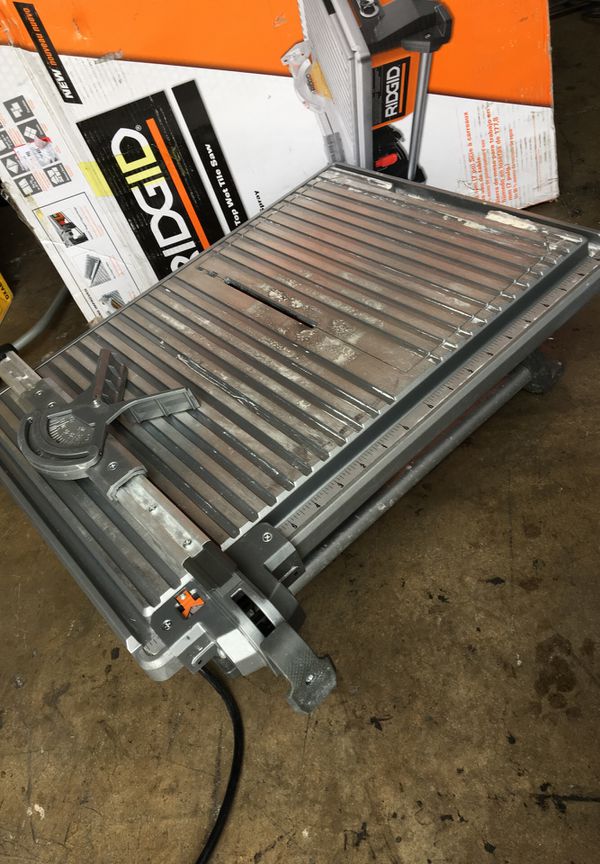 Ridgid 7 inch wet tile saw for Sale in Garden Grove, CA - OfferUp