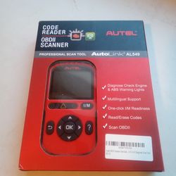 Autel- Scanner/Code Reader 