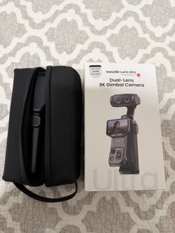 Insta 360 Luna Ultra Dual Lens 8k Camera Creator Bundle