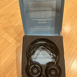 Grado SR80e Prestige Headphones