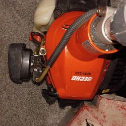 Echo SRM-230 Weedeater
