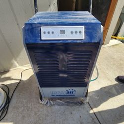 DEHUMIDIFIER 701600