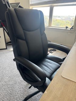 Office desk and chair