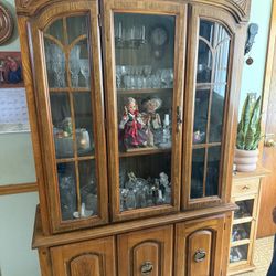 Free Solid Wood Hutch 