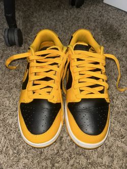 Nike Dunk Low yellow trainers. Size US 8.5 