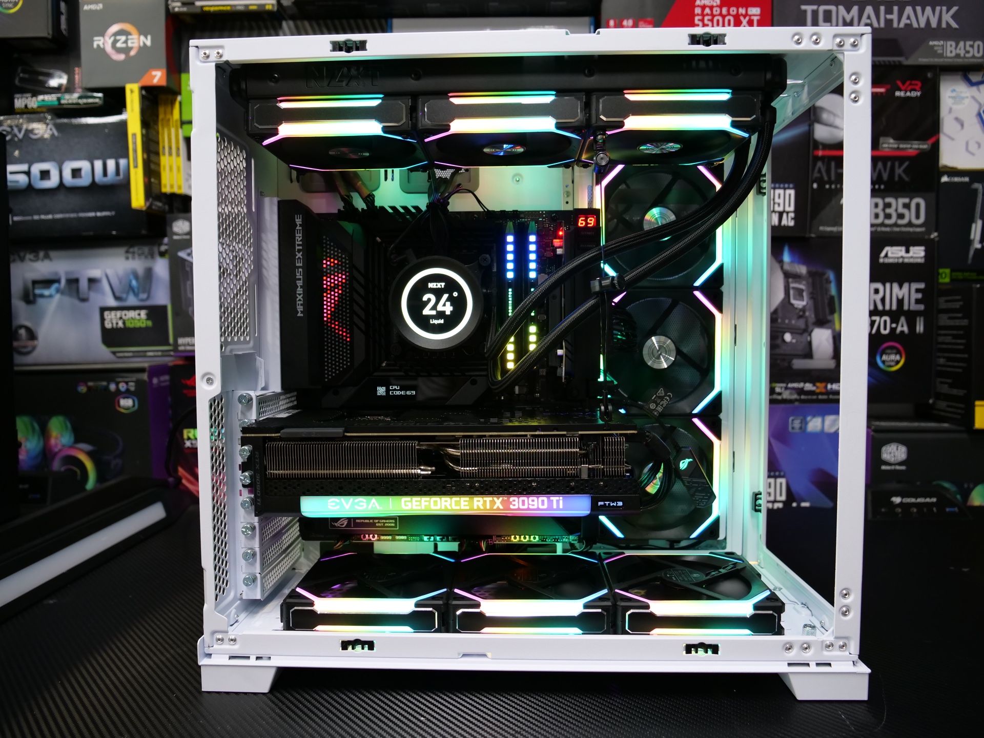Lian Li Dynamic Evo Custom Gaming Pc ** RTX 3090 Ti