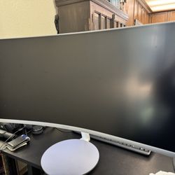 Samsung Curved monitor Thunderbolt 