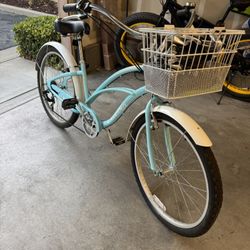 Bike. Electra Cruiser 7 