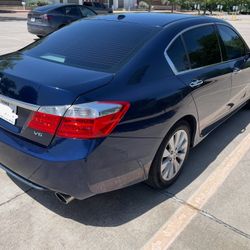 2015 Honda Accord  Ex-L  (3.5 Liter / 6 Cyl)