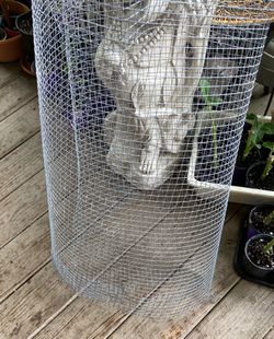 $2 - Approx 32” x 57” Galvanized Steel Wire Mesh | Metal 1/2” Squares