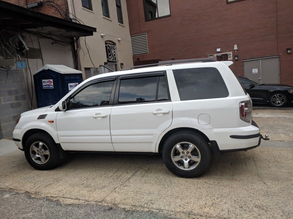 Honda Pilot. 2006