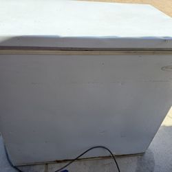 Frigidaire Freezer 