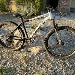 Men’s Schwinn Mountain Bike 