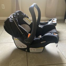 Chicco KeyFit 30 infant Car Seat