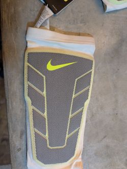Nike hyperstrong
