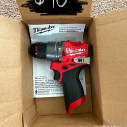 Milwaukee Drill 