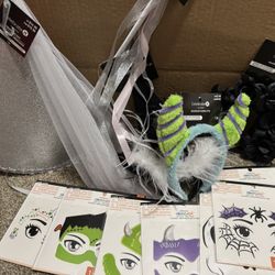 Costume Accessories 