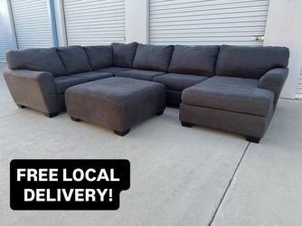 FREE DELIVERY || Ashley’s Furniture 3Pc Sectional Sofa & Ottoman