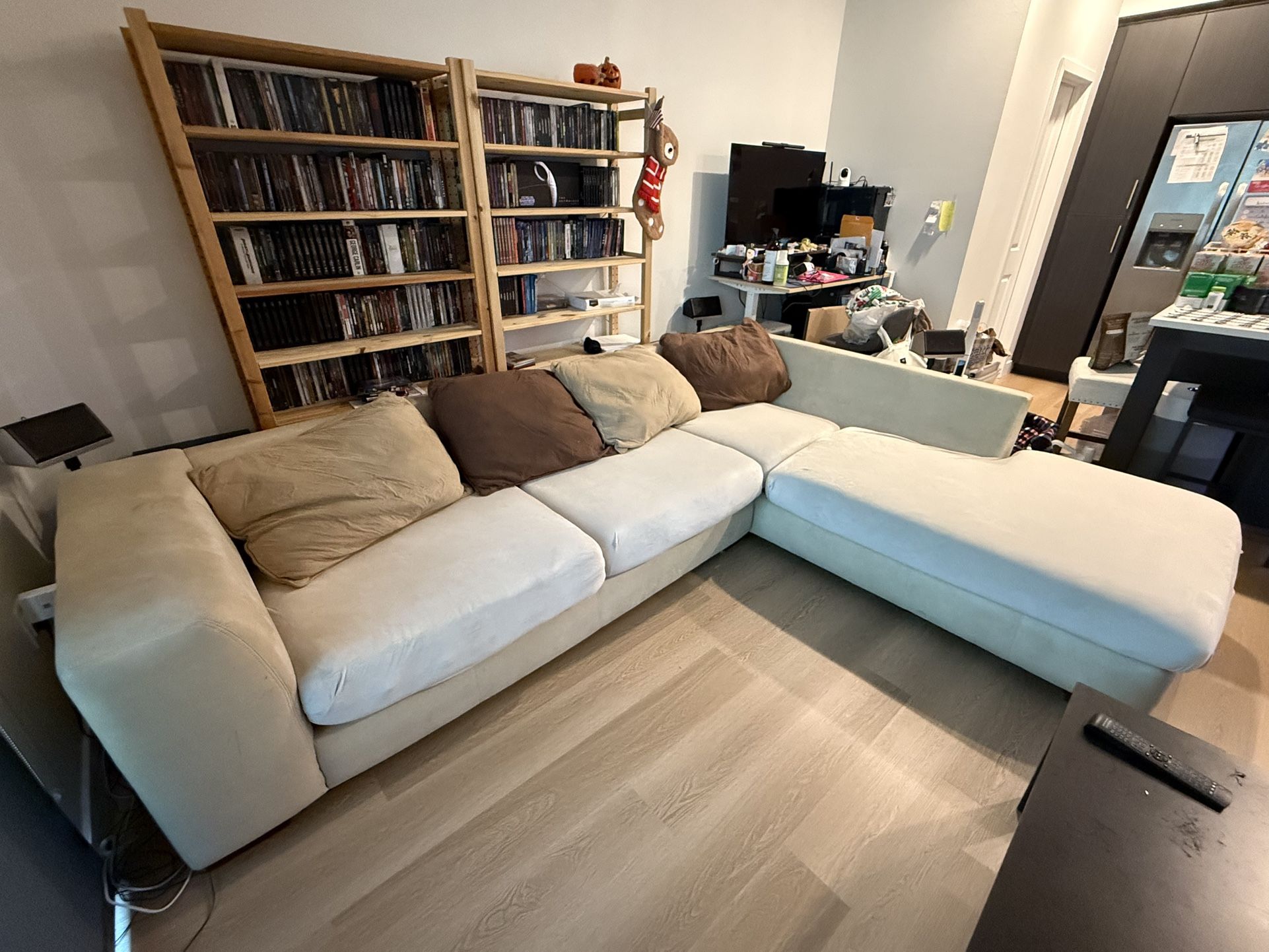 L-Shape Sectional Couch