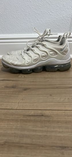 Nike vapor max all white premiums