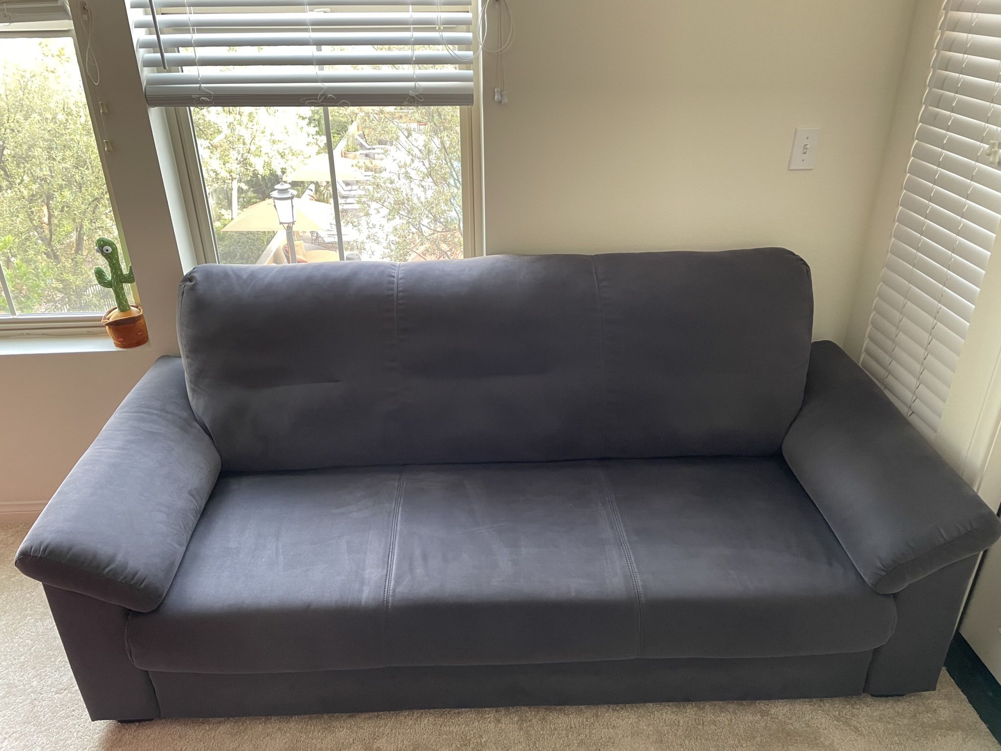 3-seater gray coloured Sofa