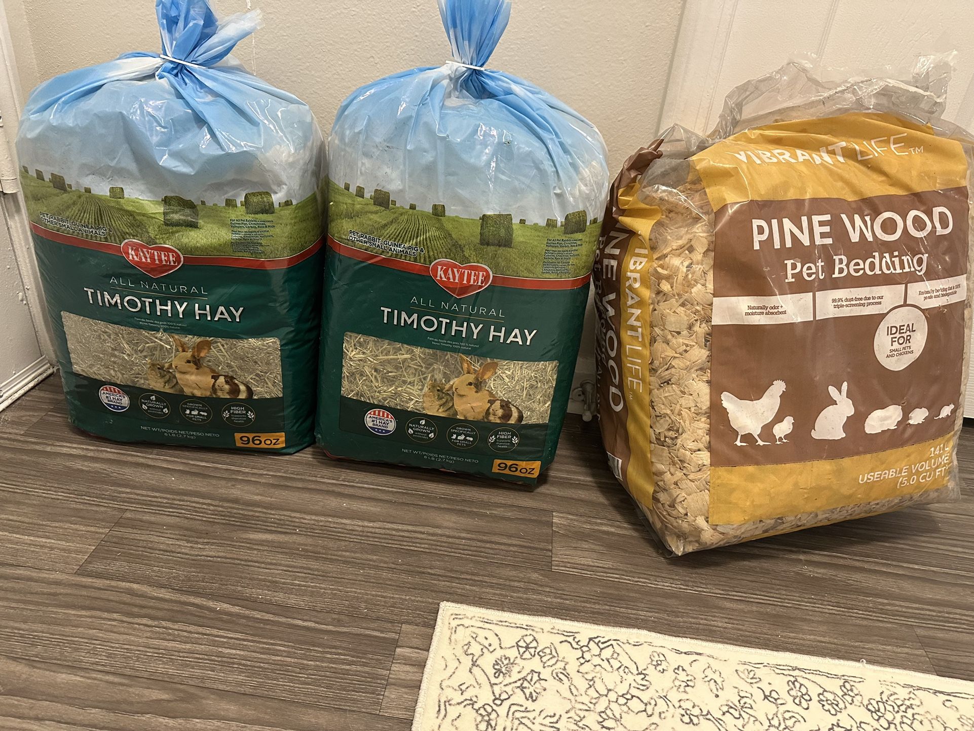 Guinea Pig/ Rabbit Food- Hay And Bedding