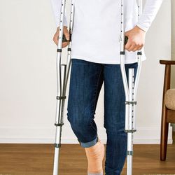 Crutches 