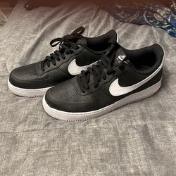 Nike Air Force 1