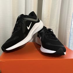 Nike Quest 5