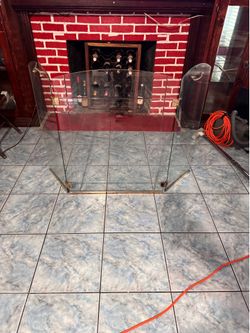 Glass fireplace cover