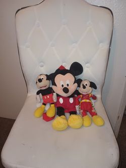 Mickey Mouse Backpack Plush With Two 9 1/2 In Collectable Plushes