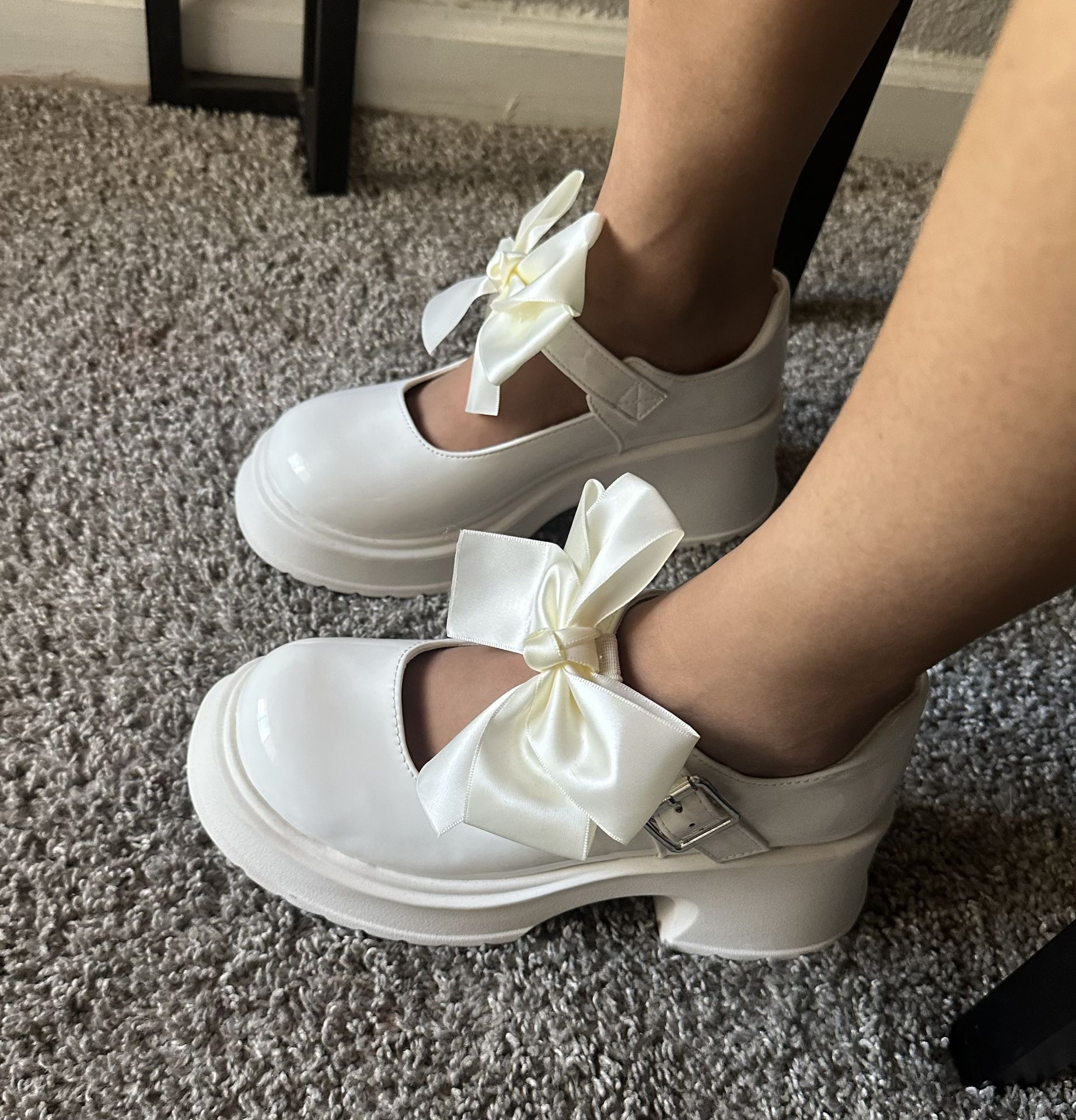 Chunky mary jane heels with bow