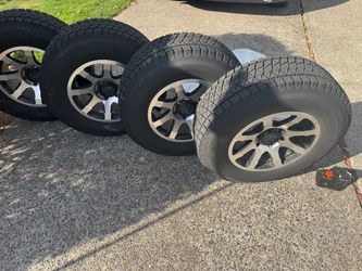 17" MB Wheels & Blizzak Winter Tires SET – Only 3K Miles! 4Runner/Tacoma – $1000