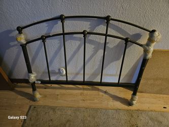Twin Headboard 
