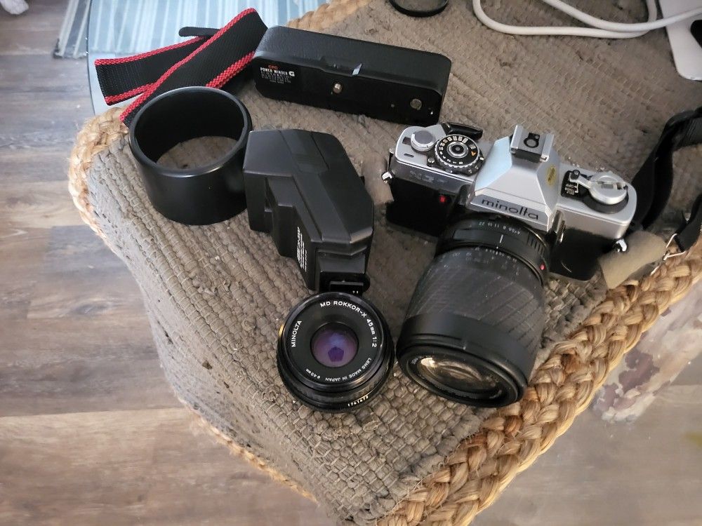 Vintage Minolta XG7 Camera