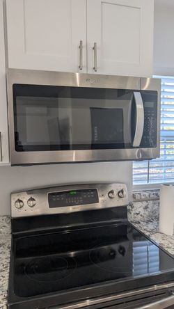 Stainless Steel Appliances Set
