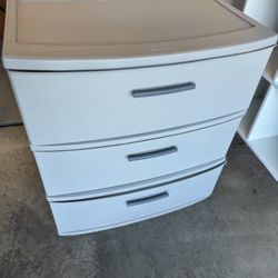 3 drawer Sterilite organizer like new $15 Gilbert and a Ray rd. Check all pics and offers.