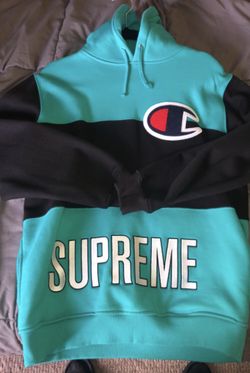 Authentic supreme hoodie