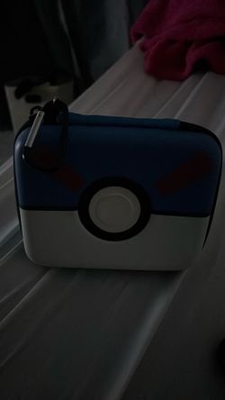 Pokémon CARD HOLDER-BLUE COLOR