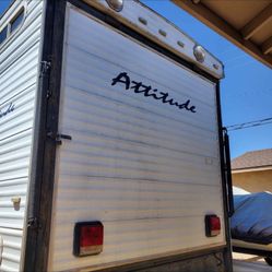 2004 Attitude Toy Hauler 