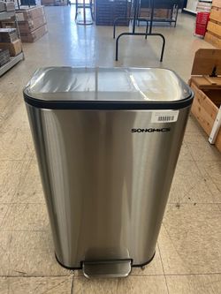 SONGMICS 8 Gallon Garbage Trash Can Wide Foot Pedal Soft Close Lid - Stainless Steel