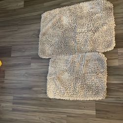 White Bathroom Mat Set 