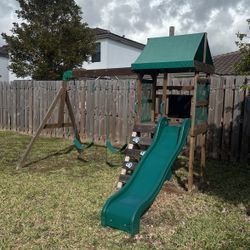 Kids Swing Set