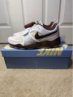 Nike Travis Scott Zoom Field Jaxx White Chocolate Mocha