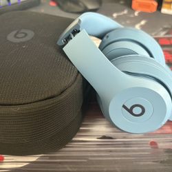 Beats Solo 4s