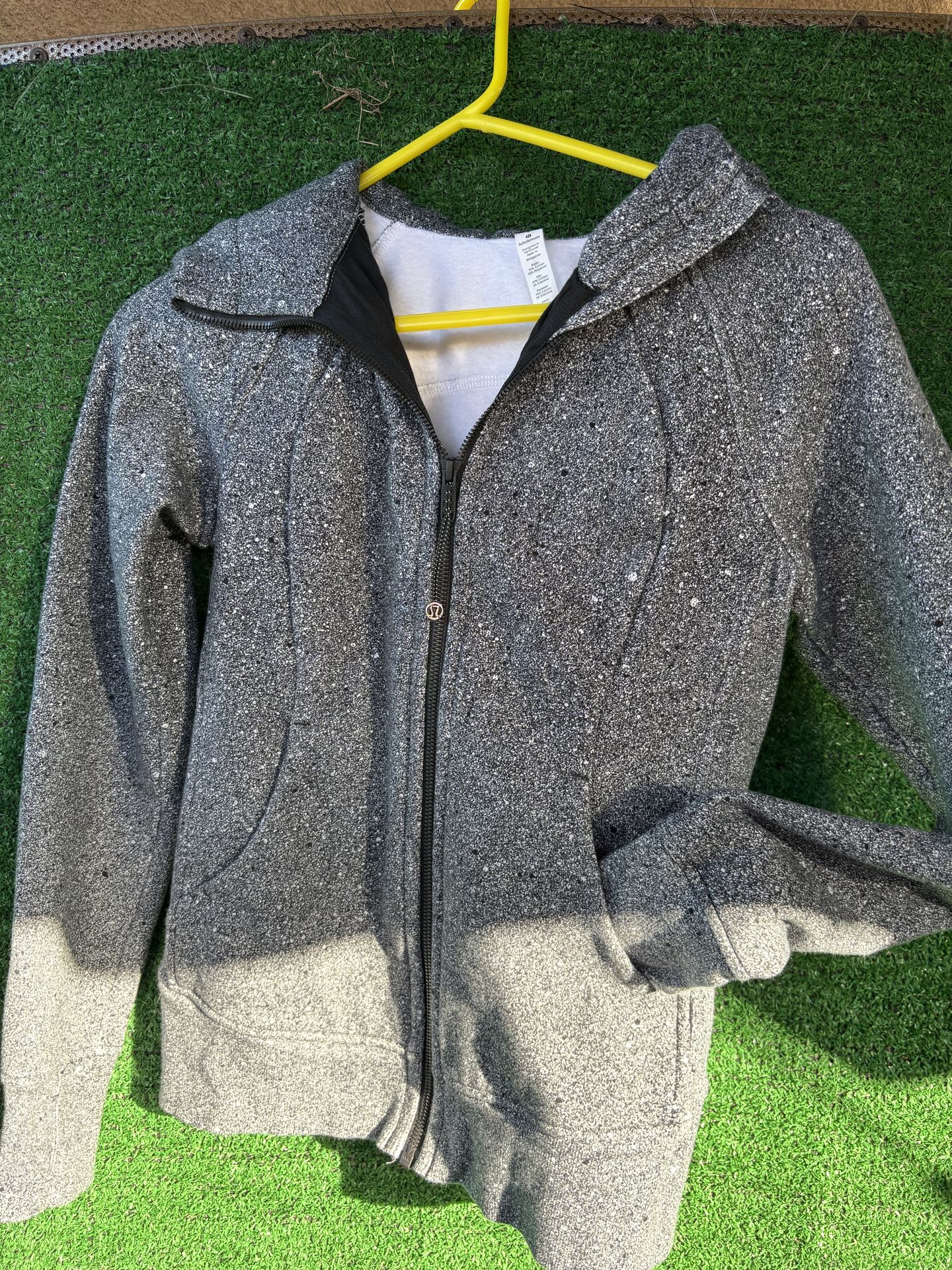 LULULEMON zip up hoodie