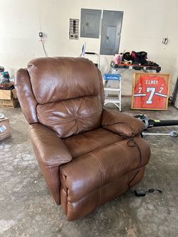 Leather power recliner