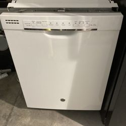 Dishwasher 